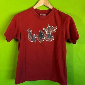 Uniqlo UT Naruto Shippuden Akatsuki Organization Anime T-Shirt Maroon Small